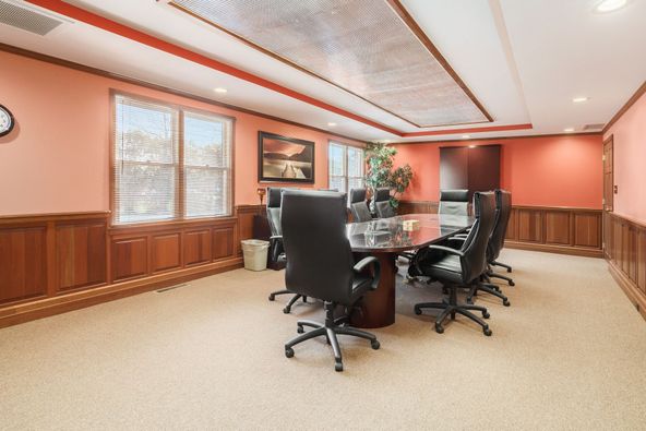 261 W Johnstown Rd, Gahanna, OH 43230